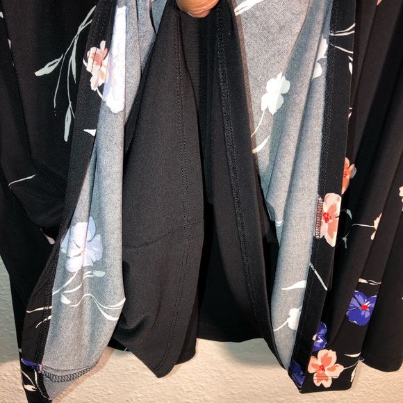 LAUREN RALPH LAUREN Size 4 Floral Lightly Worn,No Flaws,Pit 2 Pit 16.5”Length 37 - Picture 7 of 9